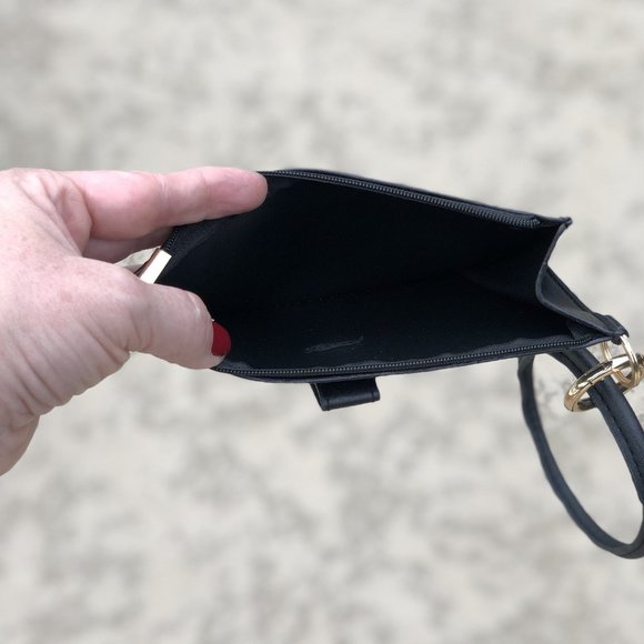 NWT!!  BLACK Wristlet With Detachable Bangle Keyring - Picture 3 of 6